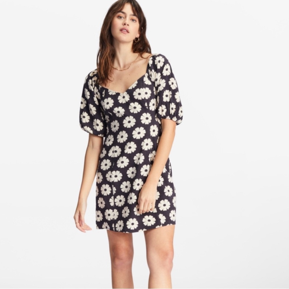 Billabong Black and Cream Floral Mini Dress
